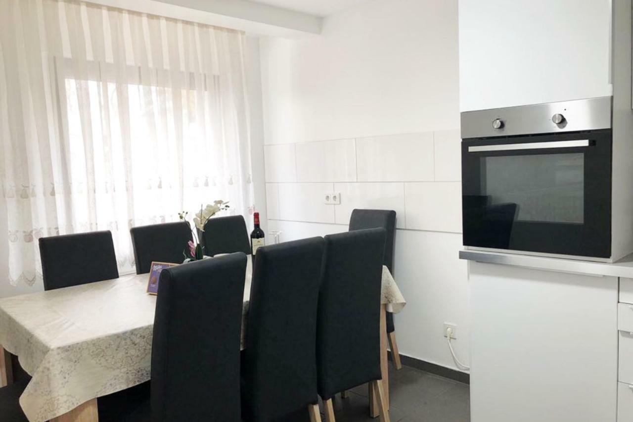 Ferienhaus Koeln Экстерьер фото